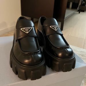 PRADA Brushed Leather Monolith Loafers. Size 38